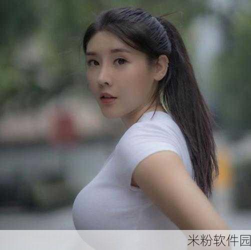 中国美女白屁股大B：中国女性魅力：肤白貌美身材比例完美的风采